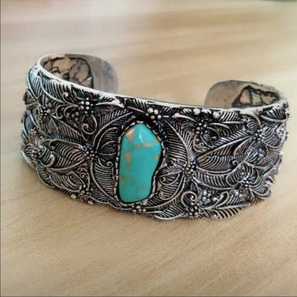 Silver Plates Tibetan Wide Cuff Turquoise Bracelet - Picture 2 of 2